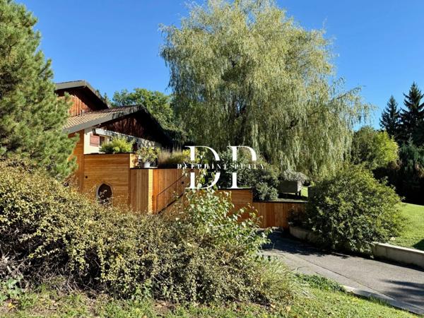 Maison à vendre 7 pièces de 165 m² habitables (215 m2 utiles) + 179 m² de sous-sol, terrain d'env. 2000 m² à LUCINGES (74)