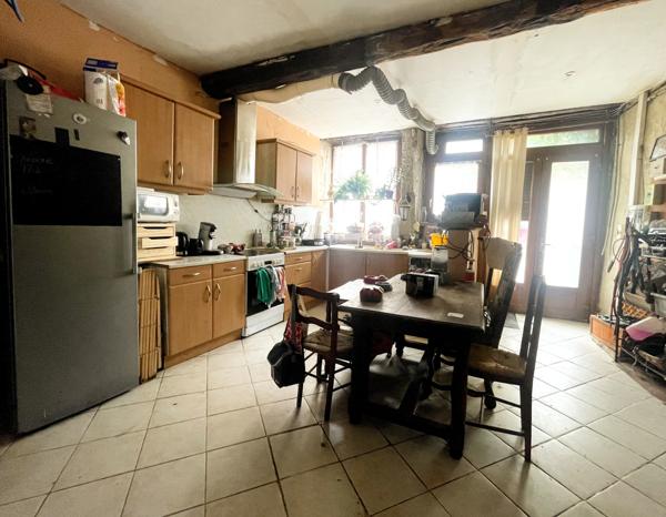 Maison 8 pièces - 236 m²