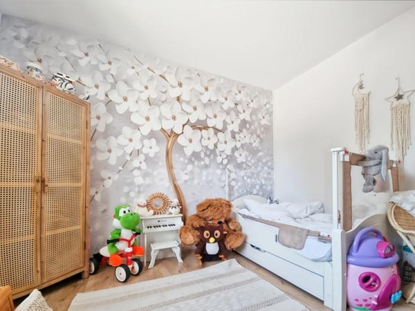 Maison neuve plain-pied à vendre avec piscine