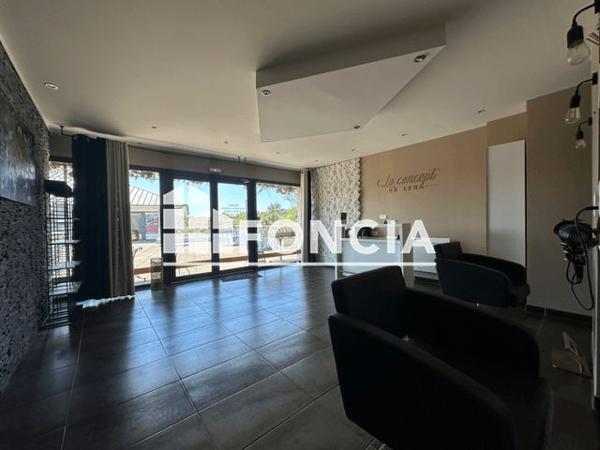 Location Local commercial 3 pièces 76 m² - LIEU DIT CHAMP DU NOYER Avanne Aveney 25720