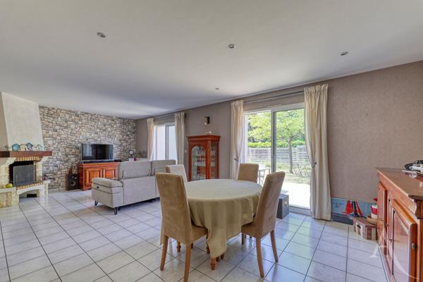 Maison Montaigu-Vendée