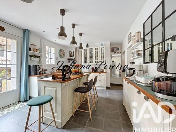 Maison à vendre 7 pièces 189 m² Freneuse