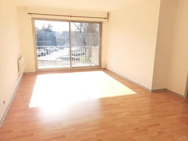 Appartement à louer 3 pièces 65.34m² Lille (59800)