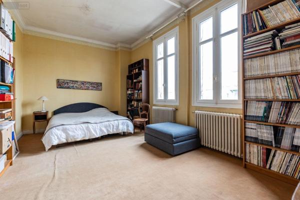 Maison à vendre à Bordeaux en Gironde (33000), ref : 33010/153 Croix Blanche