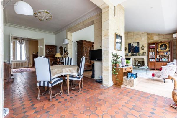 Maison à vendre à Bordeaux en Gironde (33000), ref : 33010/153 Croix Blanche