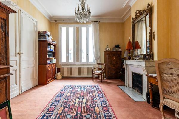 Maison à vendre à Bordeaux en Gironde (33000), ref : 33010/153 Croix Blanche