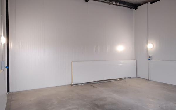 Stationnement à louer    60 m2 Le Gua