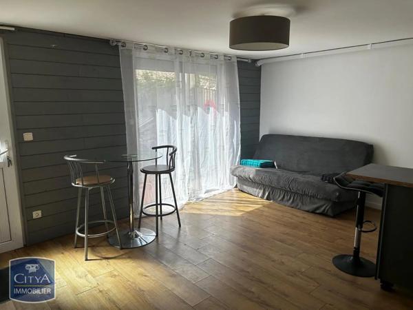 Appartement à louer 1 pièce 30m² Saint-André-de-Sangonis (34725)