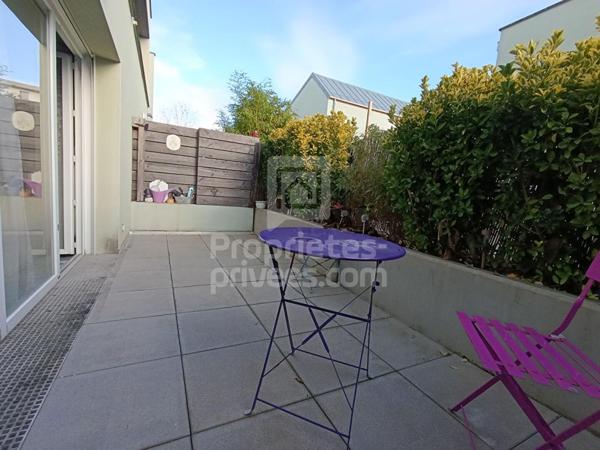 BESANCON ? Quartier Les Hauts du Chazal- Appartement T2 récent avec terrasse et garage