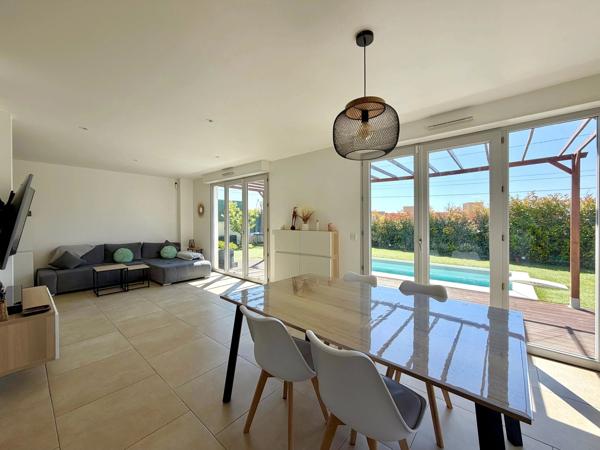 Villa - 3 Chambres - Piscine - 06800 Cagnes-sur-Mer - Réf 87030764