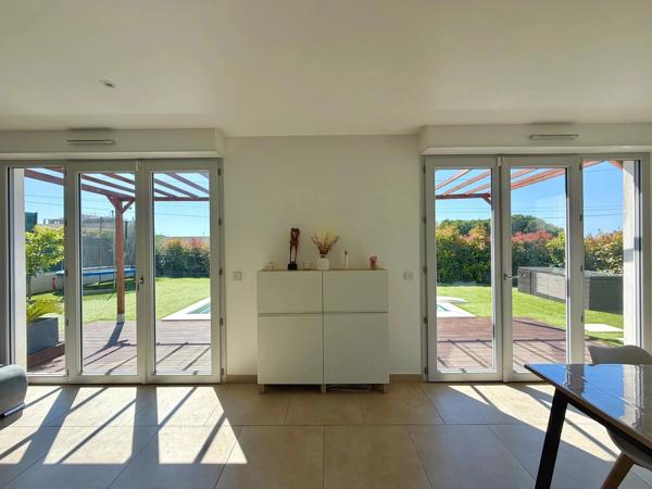 Villa - 3 Chambres - Piscine - 06800 Cagnes-sur-Mer - Réf 87030764