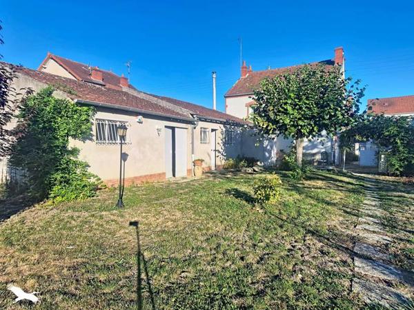 Maison à vendre 76 797 € Montluçon 3 p 55 m² DPE D