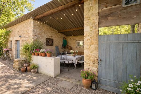 Maison de caractère 4 chambres avec 2 suites, double salon e
