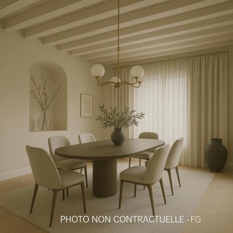 Solliès-Ville! Maison de charme de 130 m2 sur terrain de 376 m2 avec vue imprenable!