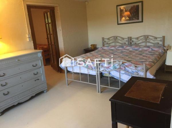 Maison avec piscine à environ 25 km de Sarlat