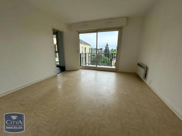 Appartement à louer 2 pièces 52.1m² Alençon (61000)