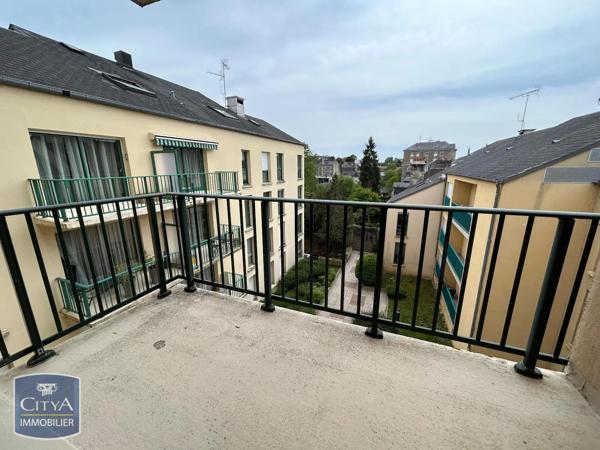 Appartement à louer 2 pièces 52.1m² Alençon (61000)