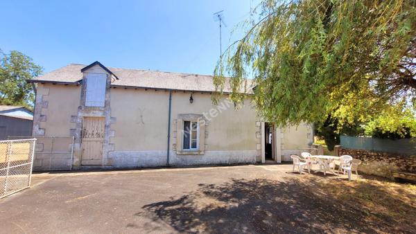 Maison isolée : terrain et dépendances