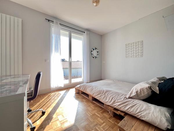 Magnifique maison de ville - 3 Chambres Potentiellement 4 avec Garage