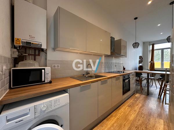 Appartement Type 3 + extérieure - St Sauveur 62.75 m2 , Lille