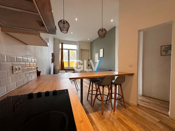 Appartement Type 3 + extérieure - St Sauveur 62.75 m2 , Lille