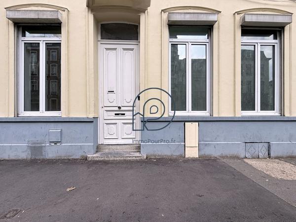 Lille Centre – Bureau rénové 16,45 m² en RDC