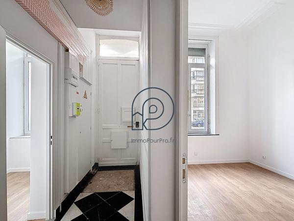 Lille Centre – Bureau rénové 16,45 m² en RDC