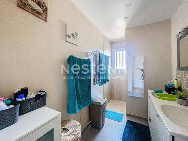 Maison A vendre Champagnes Les Marais- 4 chambres- garage -jardin clos