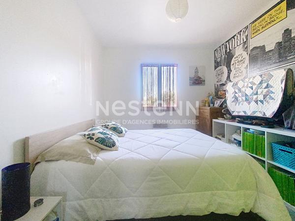 Maison A vendre Champagnes Les Marais- 4 chambres- garage -jardin clos