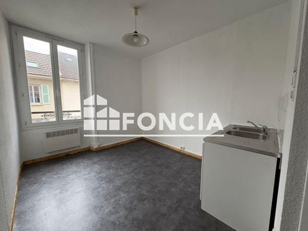 Location Studio 13.14 m² - 306 AVENUE ARISTIDE BRIAND Vizille 38220