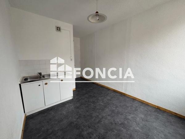 Location Studio 13.14 m² - 306 AVENUE ARISTIDE BRIAND Vizille 38220
