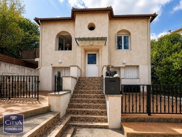 Immeuble à vendre 134.56m² Nîmes (30000)