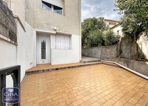 Immeuble à vendre 134.56m² Nîmes (30000)