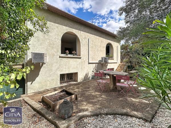 Immeuble à vendre 134.56m² Nîmes (30000)