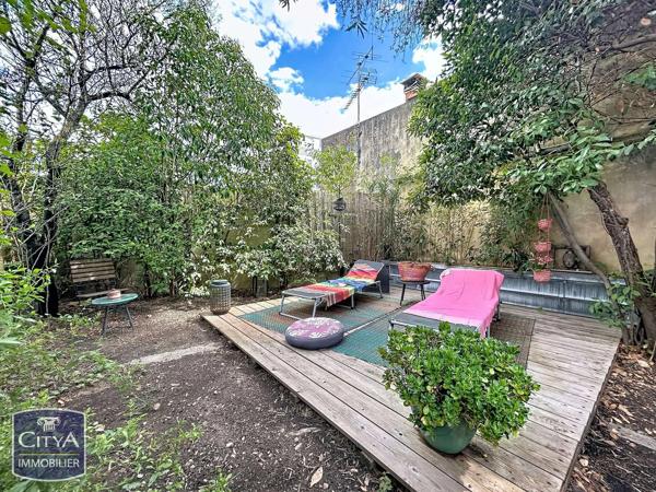Immeuble à vendre 134.56m² Nîmes (30000)