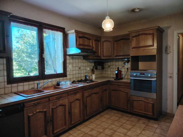 A Vendre Maison de plein pied de 110 m² dans secteur calme de Chauvigny