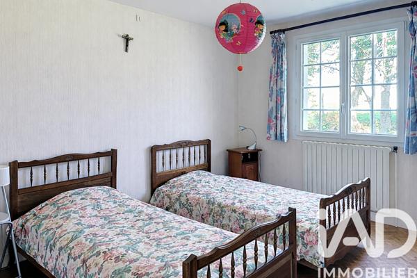 Maison à vendre 8 pièces 136 m² Le Mesnil-Villeman