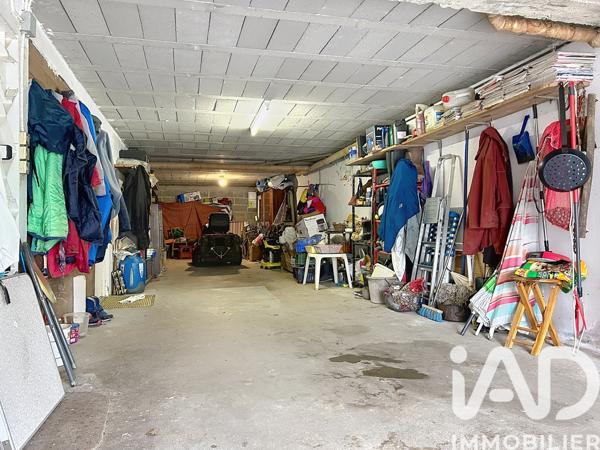 Maison à vendre 8 pièces 136 m² Le Mesnil-Villeman