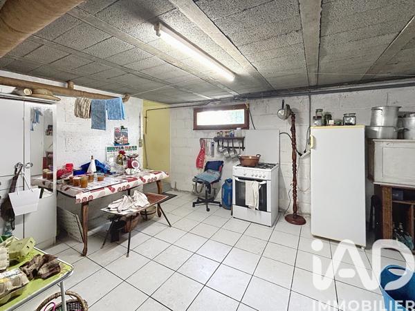 Maison à vendre 8 pièces 136 m² Le Mesnil-Villeman