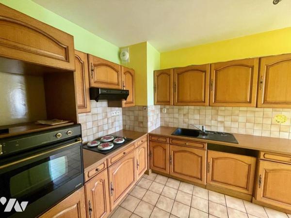 Appartement type 3 proche commerces
