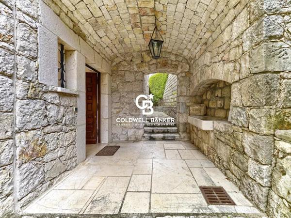 Maison 10 pièces à vendre Vence - 06140 / Réf: 85591572