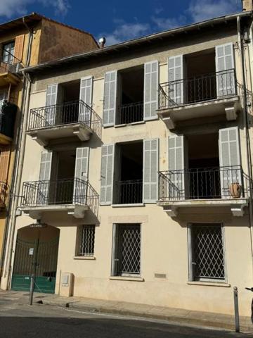 Immeuble à vendre à Cannes (06400)