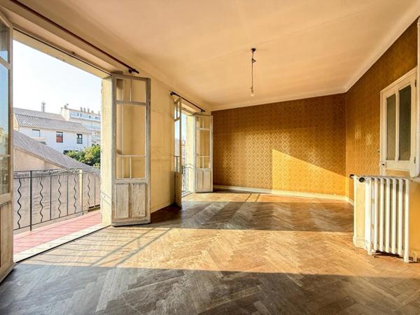 Immeuble à vendre à Cannes (06400)