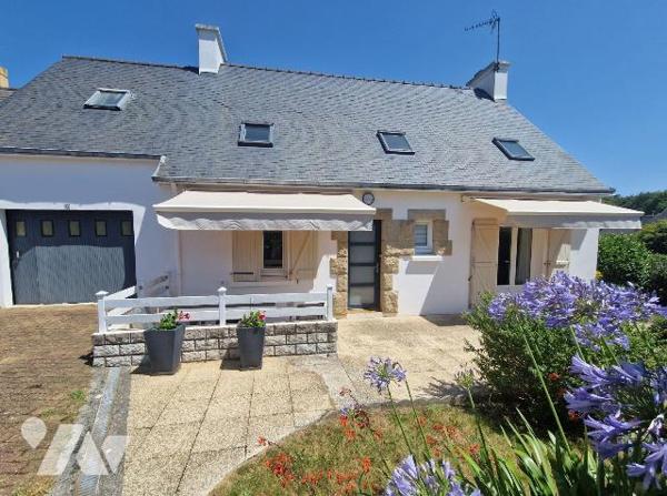A Vendre à Quimper, dans le quartier d'Ergué-Armel , en impasse, belle maison traditionnelle de...