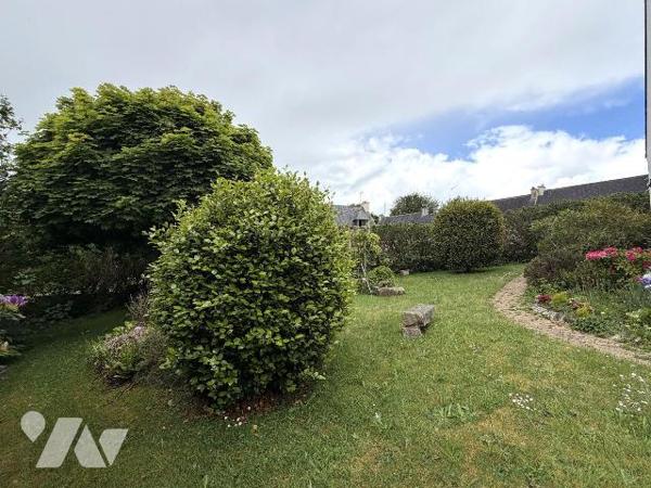 A Vendre à Quimper, dans le quartier d'Ergué-Armel , en impasse, belle maison traditionnelle de...