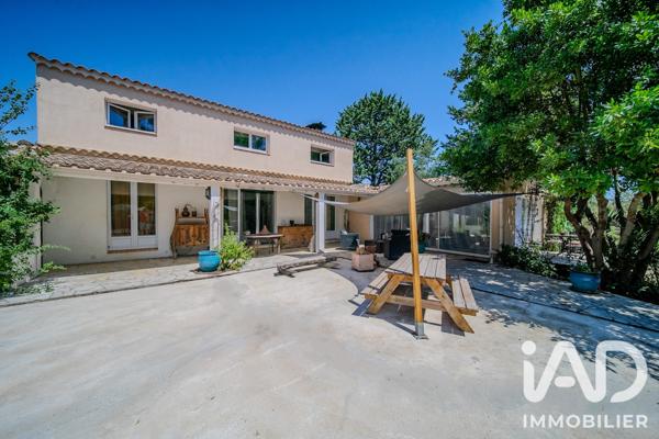 Maison à vendre 8 pièces 236 m² Vias