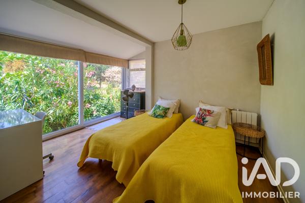 Maison à vendre 8 pièces 236 m² Vias