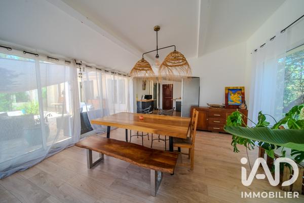 Maison à vendre 8 pièces 236 m² Vias
