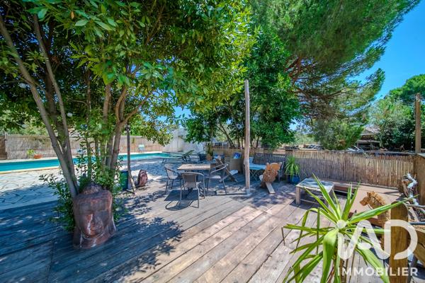 Maison à vendre 8 pièces 236 m² Vias