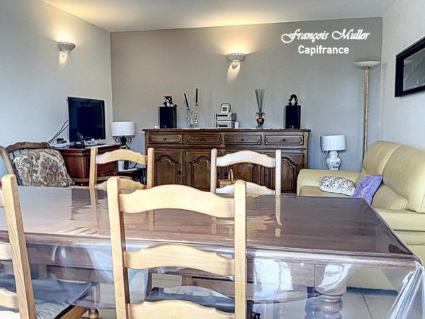 Appartement T4 96 m2 avec jardin au rez-de-chaussée d'une villa